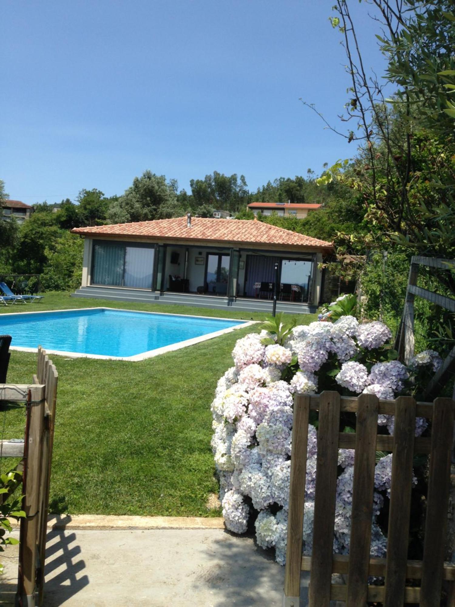 The Pool House Villa Longos Buitenkant foto