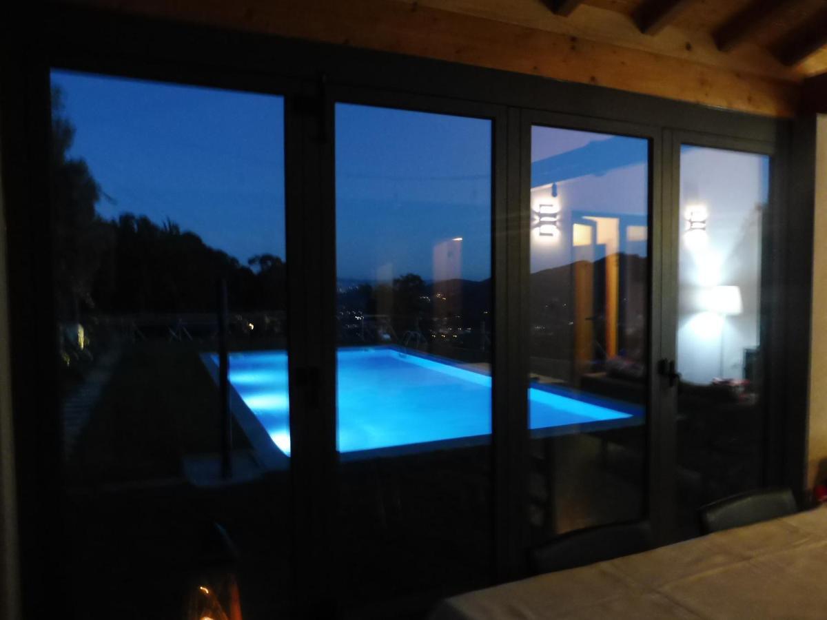 The Pool House Villa Longos Buitenkant foto